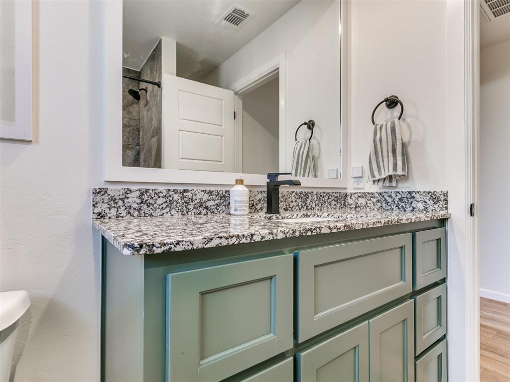 2821 Hazel Hollow
