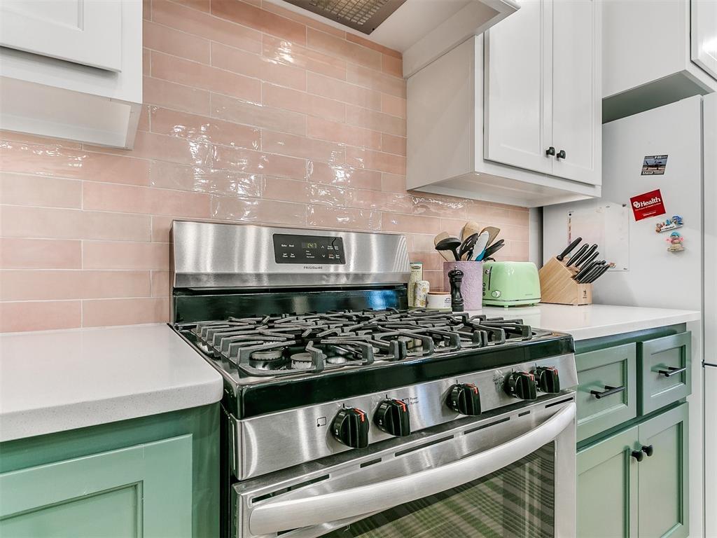 2821 Hazel Hollow