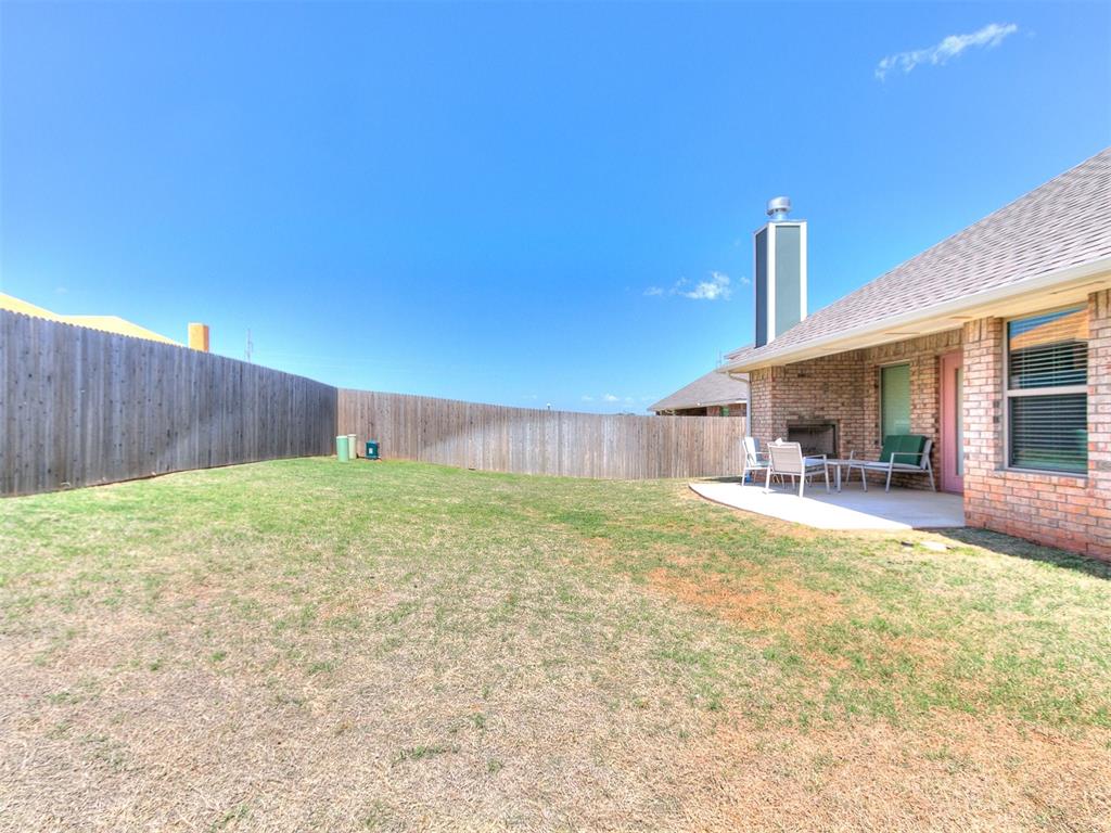 2821 Hazel Hollow