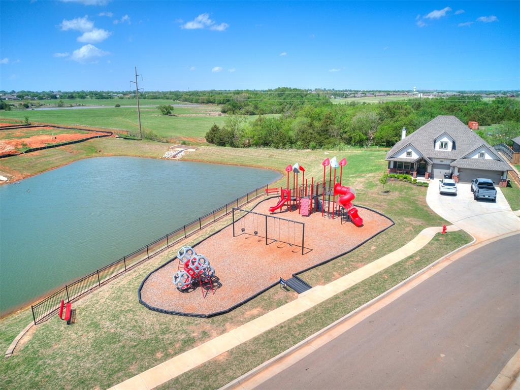 2821 Hazel Hollow