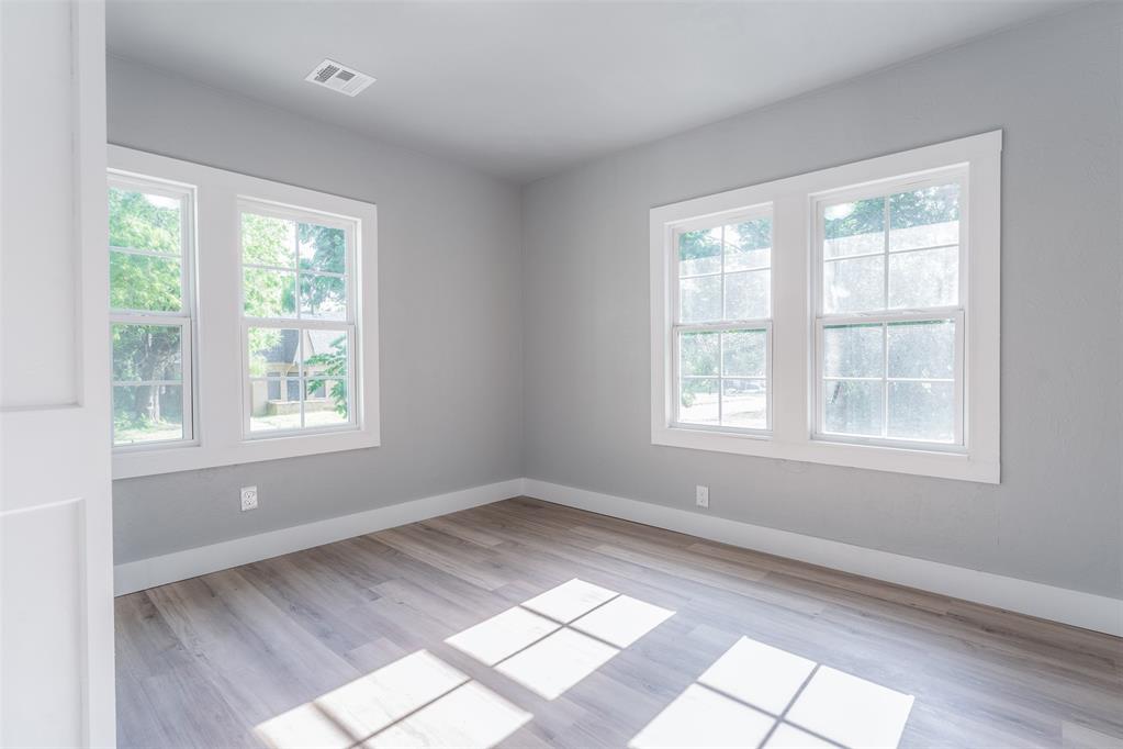 1454 NE 16th Terrace