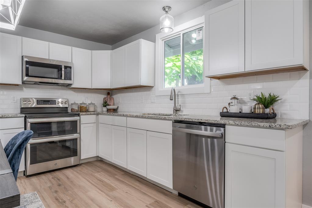 1454 NE 16th Terrace