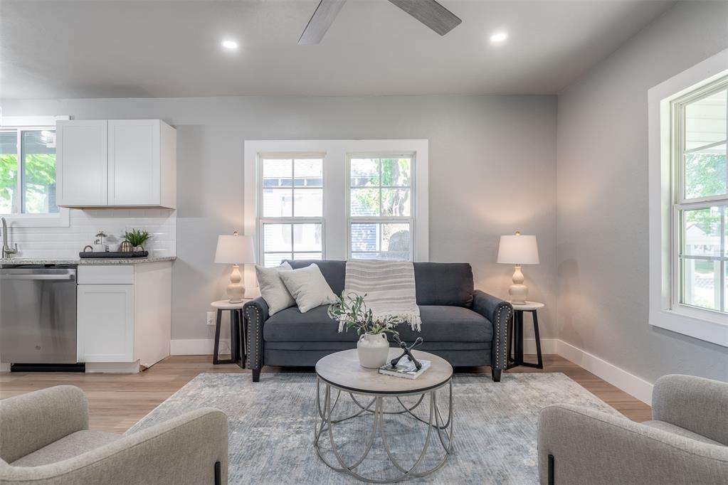1454 NE 16th Terrace