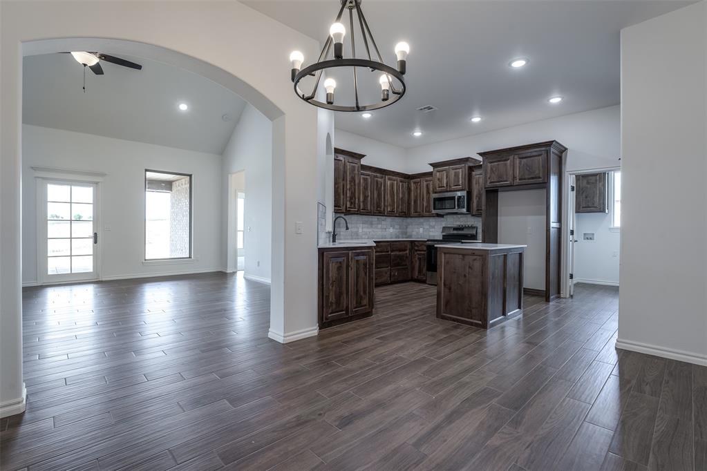 2434 Canyon Circle