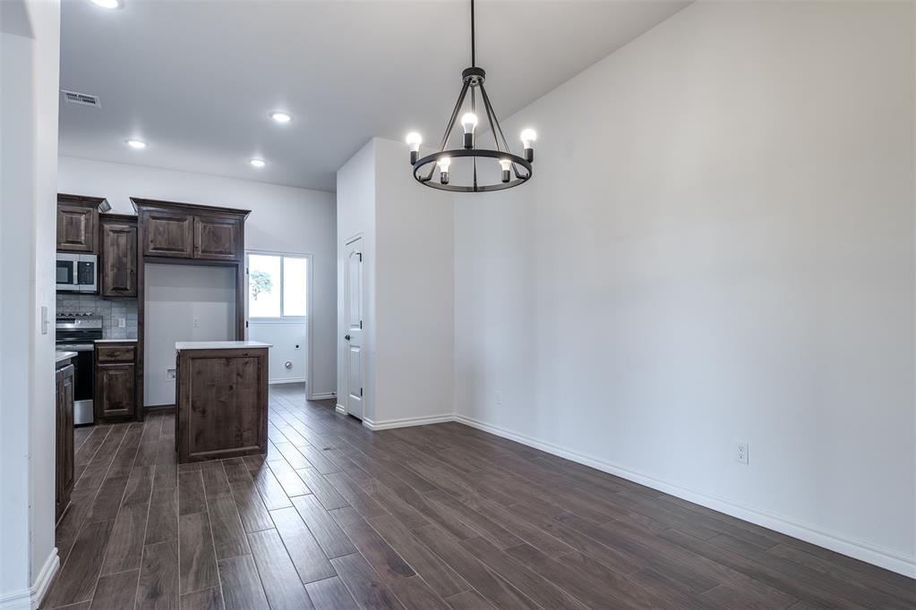 2434 Canyon Circle