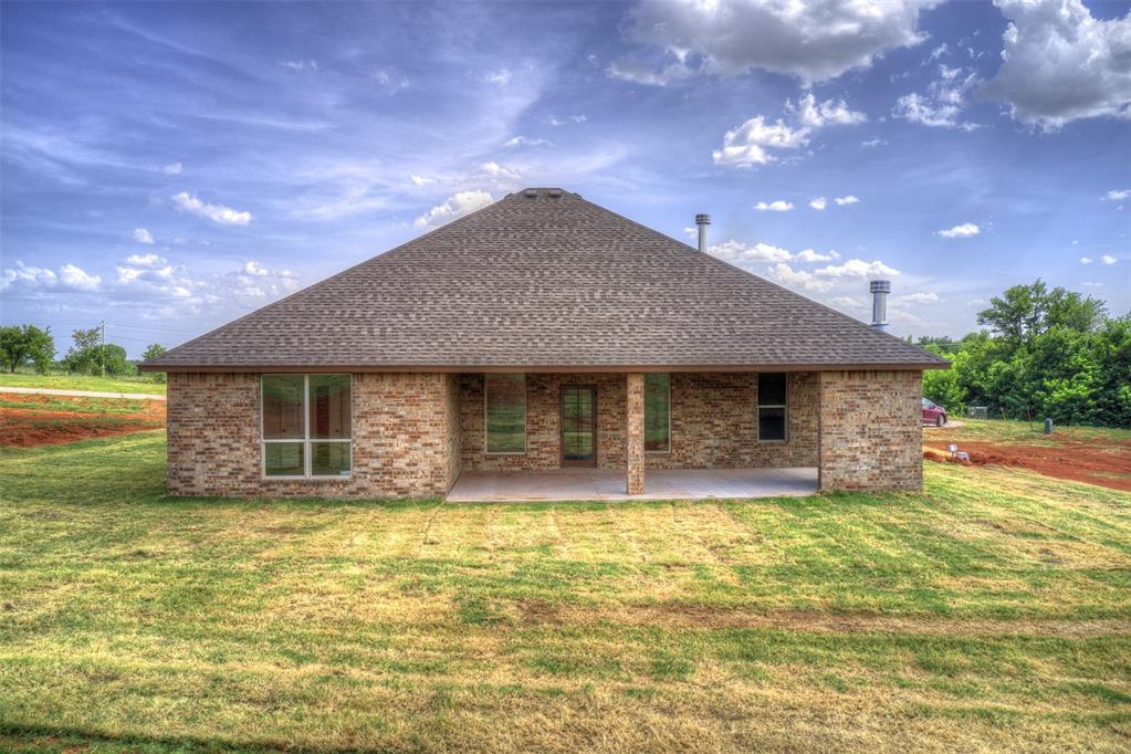 2434 Canyon Circle