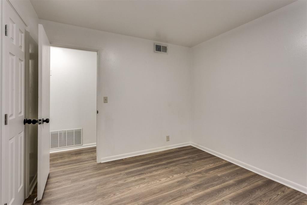 4104 NW Liberty Street