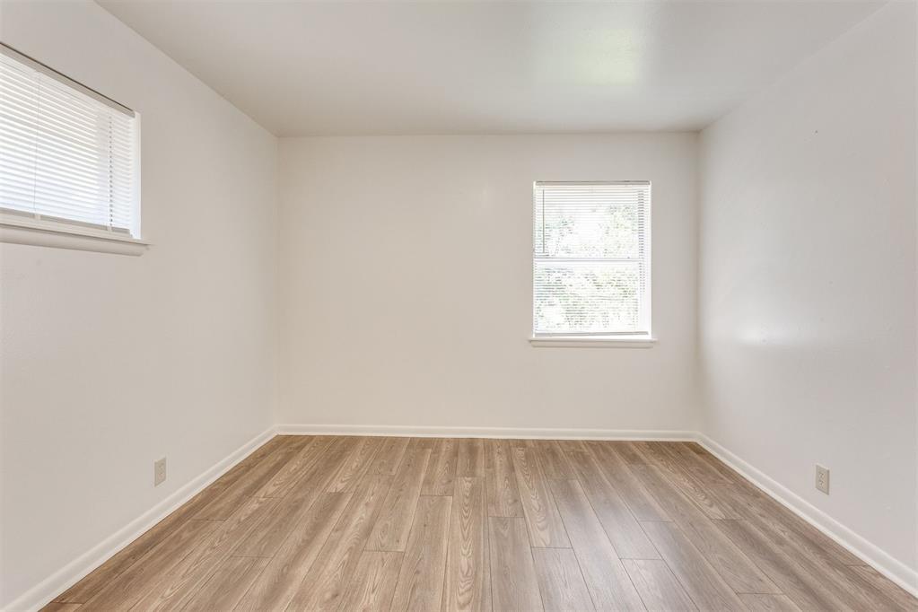 4104 NW Liberty Street