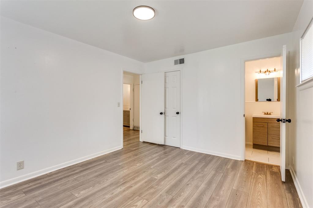 4104 NW Liberty Street