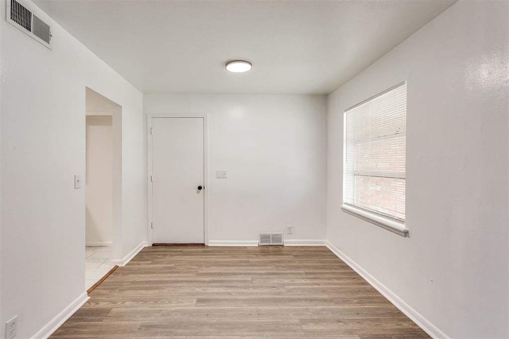 4104 NW Liberty Street