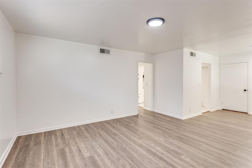 4104 NW Liberty Street