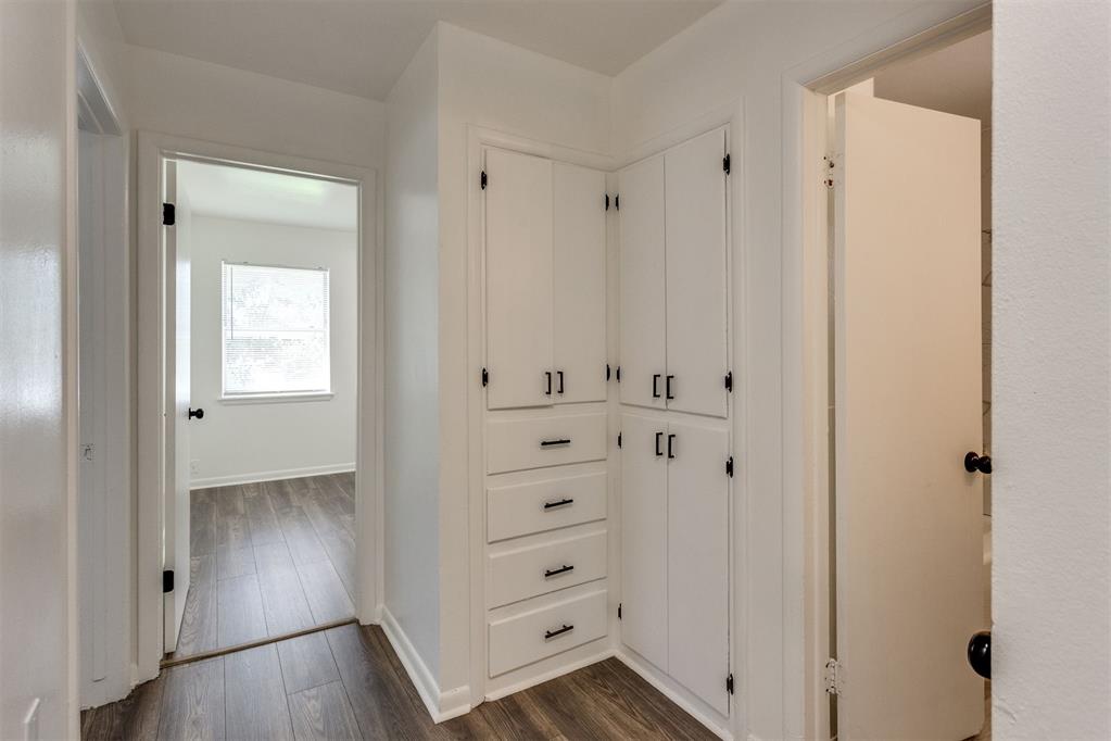 4104 NW Liberty Street