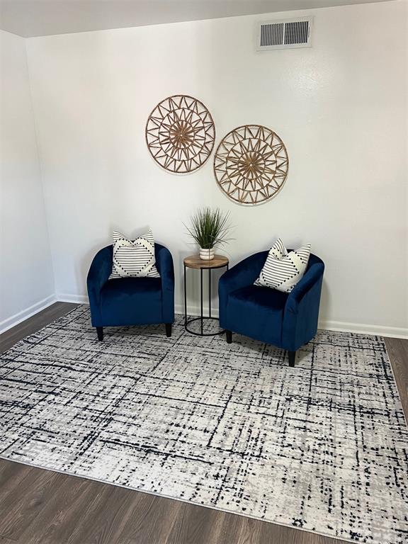 4104 NW Liberty Street