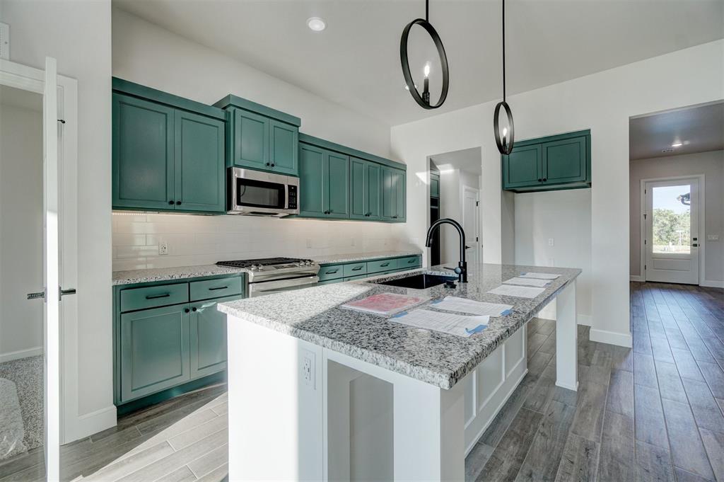 1918 Oakville Court