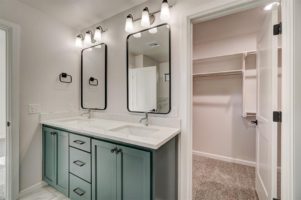 1918 Oakville Court