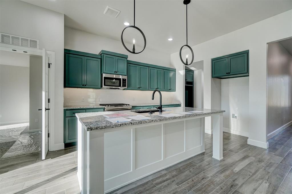 1918 Oakville Court