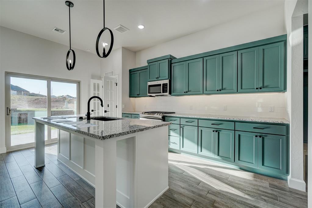 1918 Oakville Court