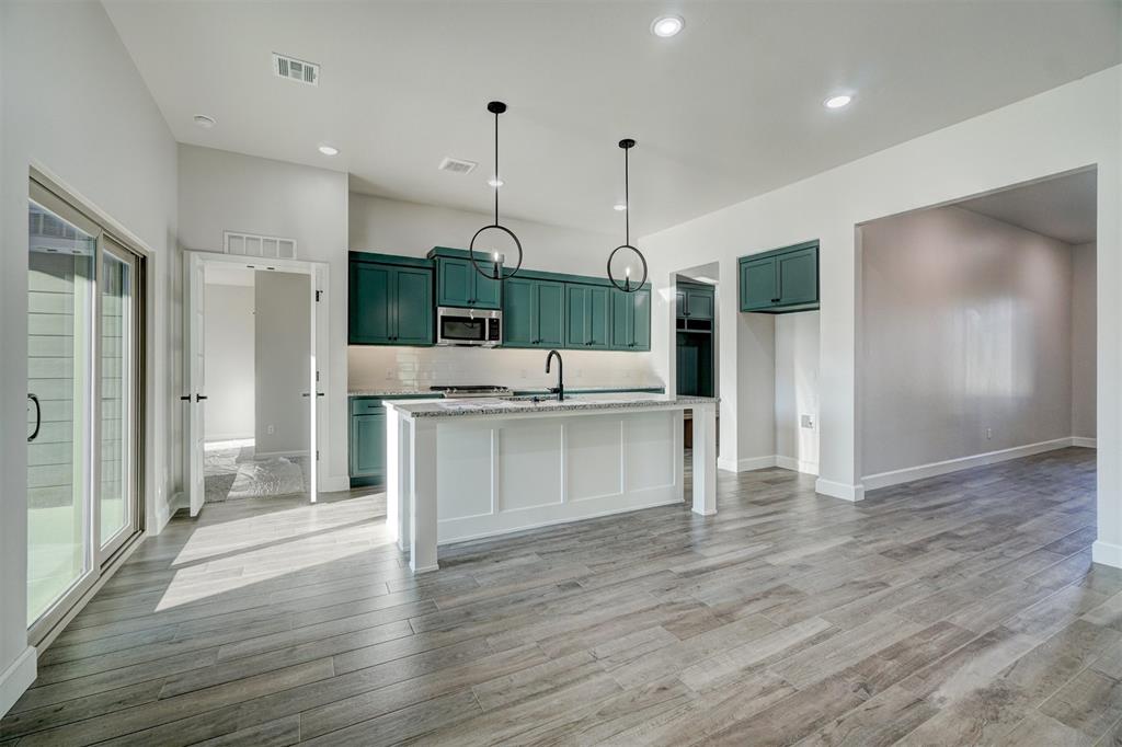 1918 Oakville Court