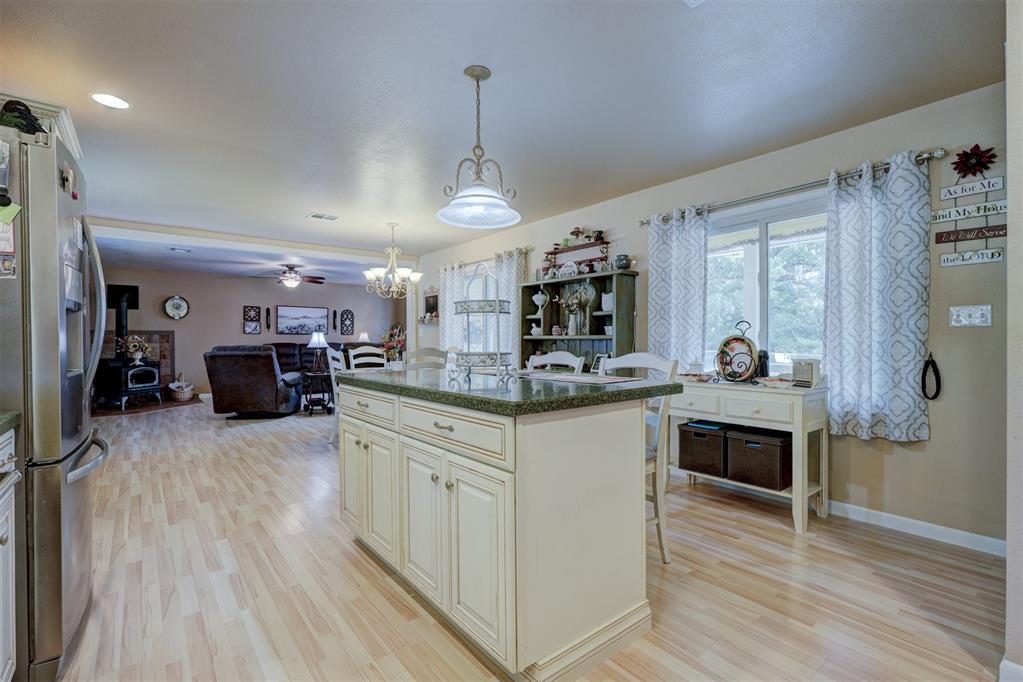 10 Oakwood Drive