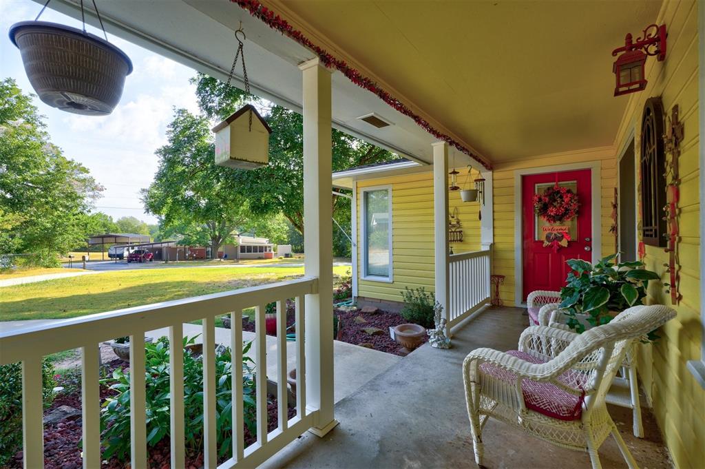 10 Oakwood Drive