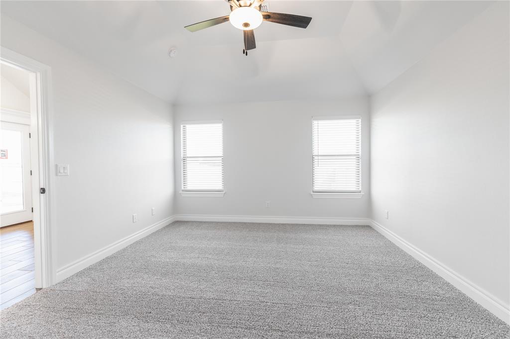 3200 Grasshopper Way