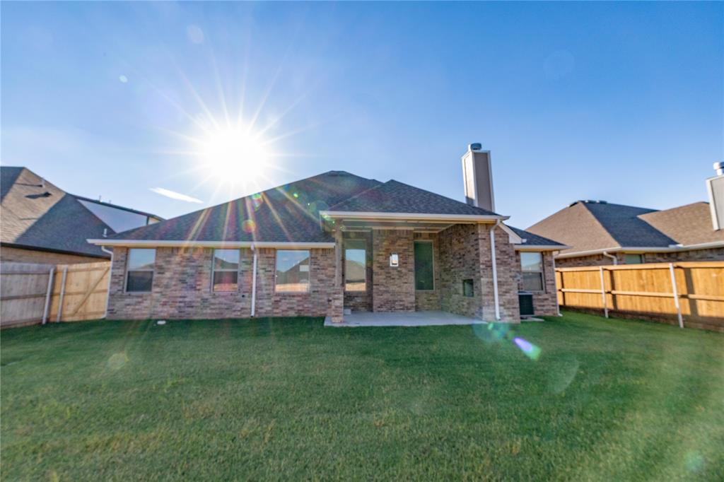 3200 Grasshopper Way