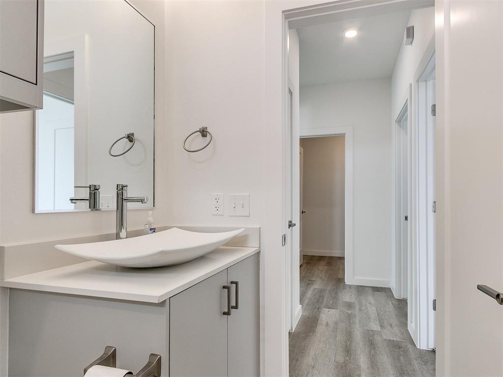 2504 NW 129th Street