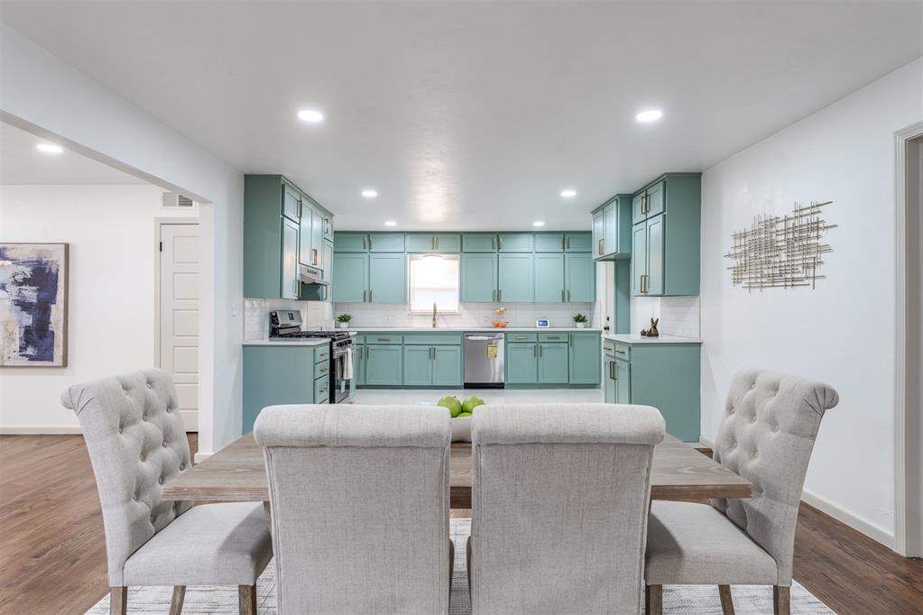 1913 NE 52nd Street