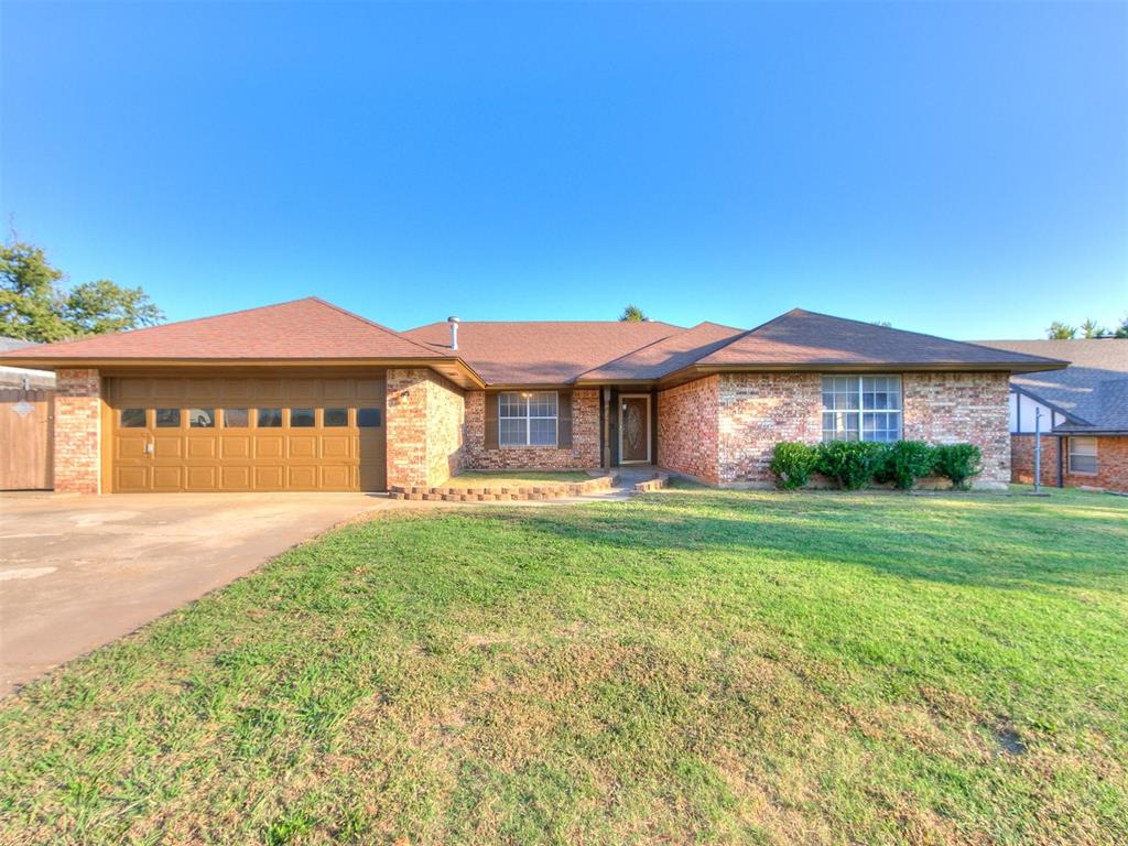 2805 WOODCREEK Road