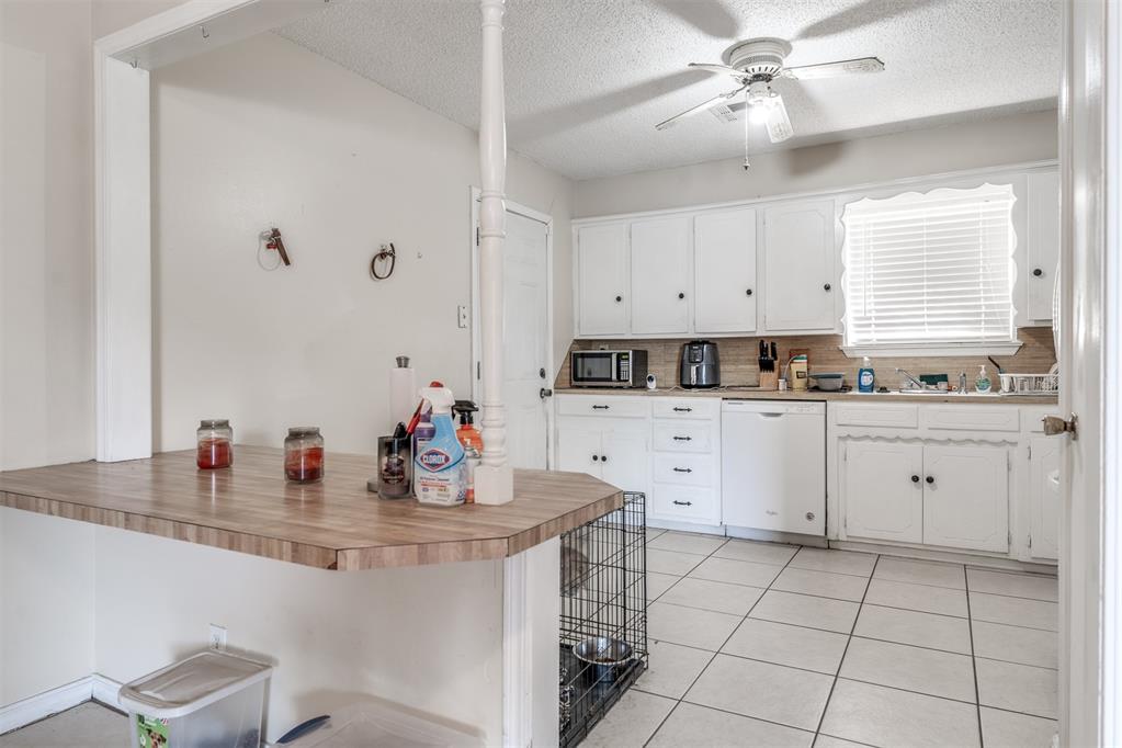 1037 Montgomery Circle