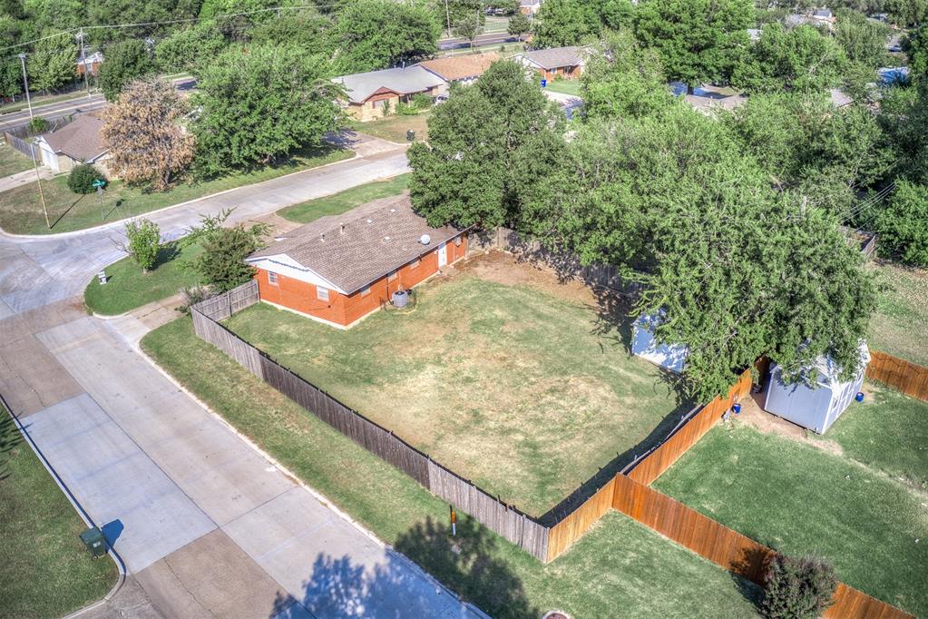 1037 Montgomery Circle