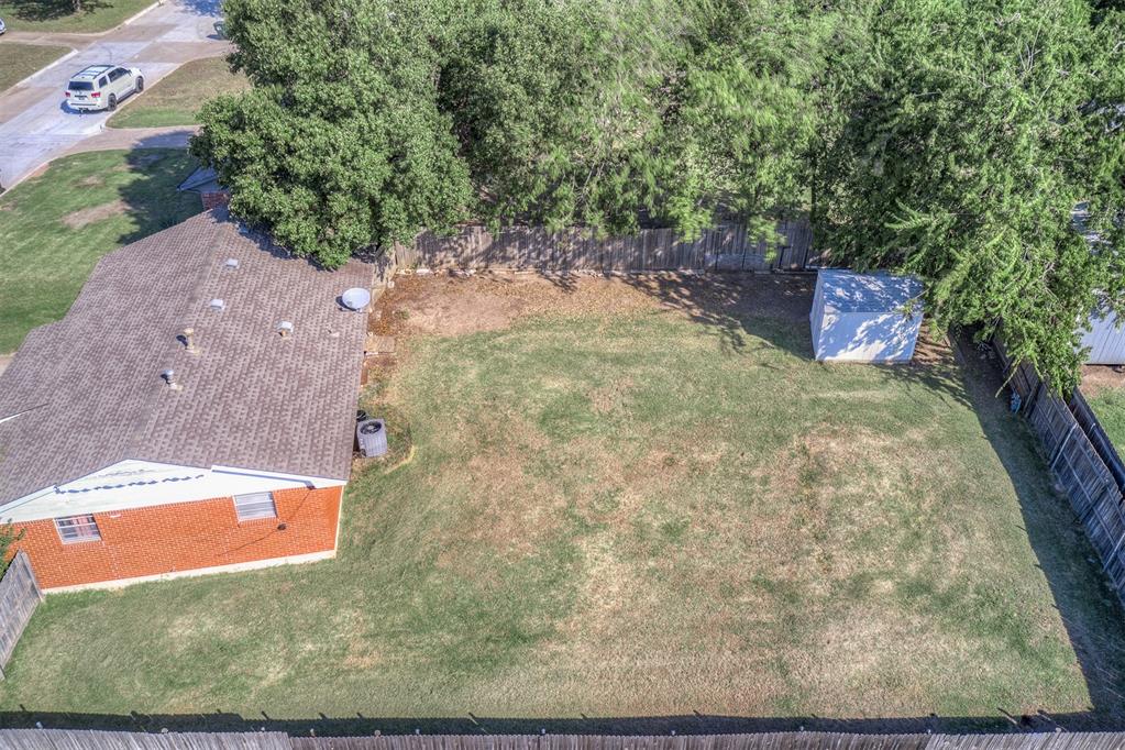 1037 Montgomery Circle