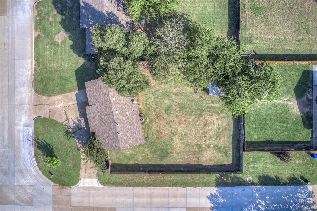 1037 Montgomery Circle