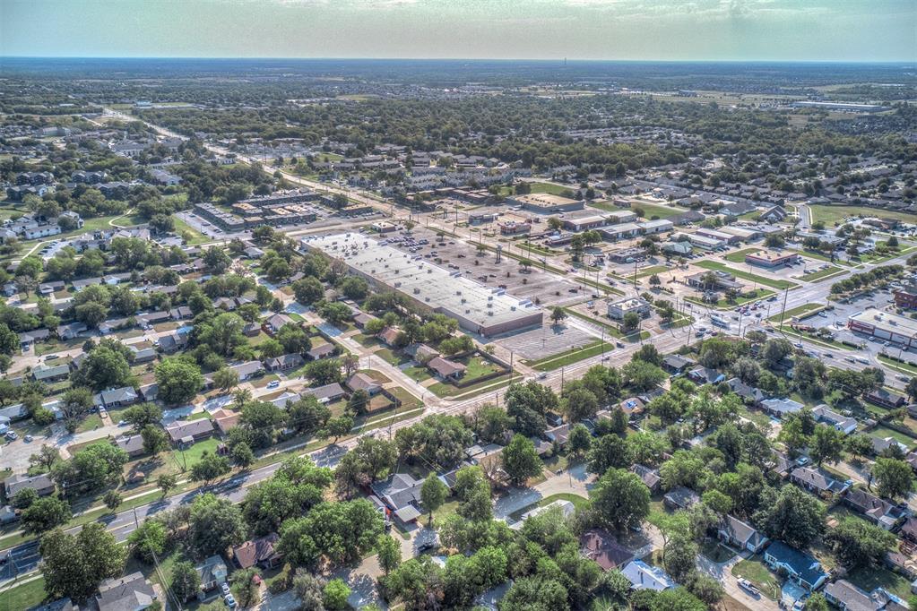 1037 Montgomery Circle