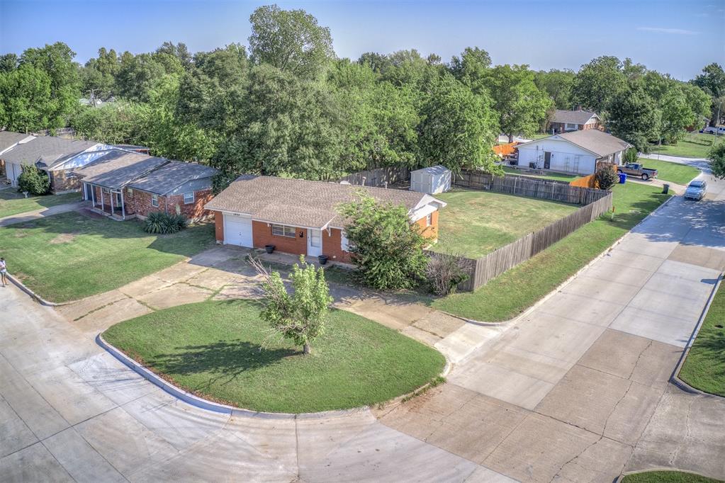 1037 Montgomery Circle