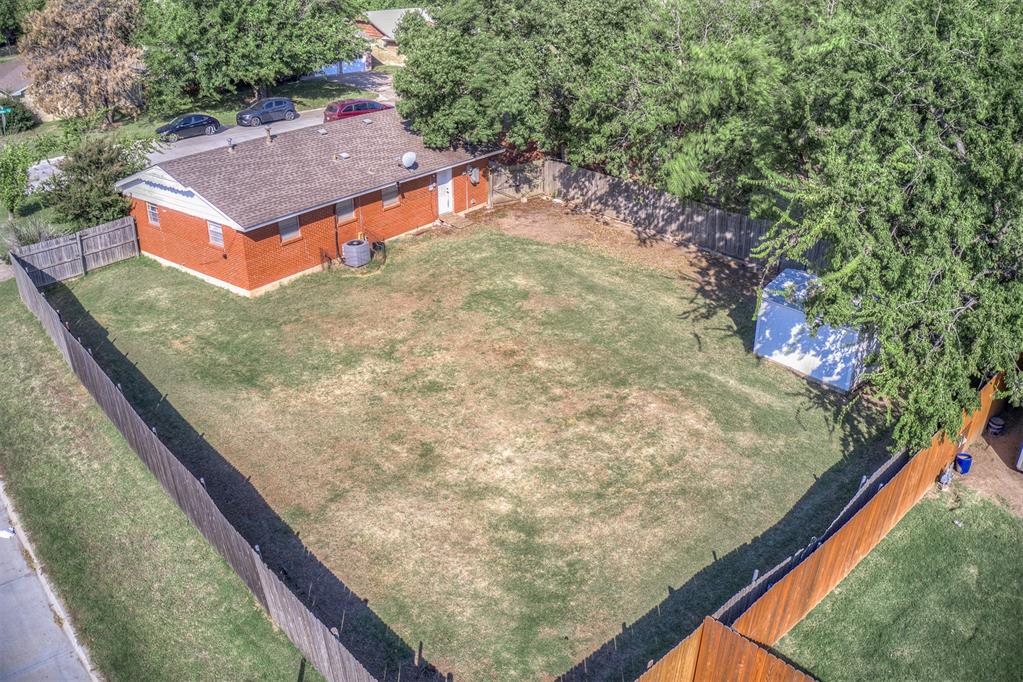 1037 Montgomery Circle