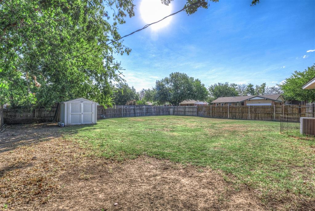 1037 Montgomery Circle