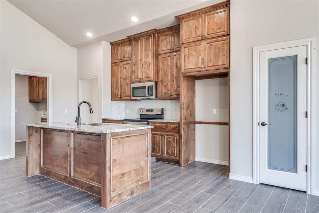 2268 S Murphy's Ridge Road