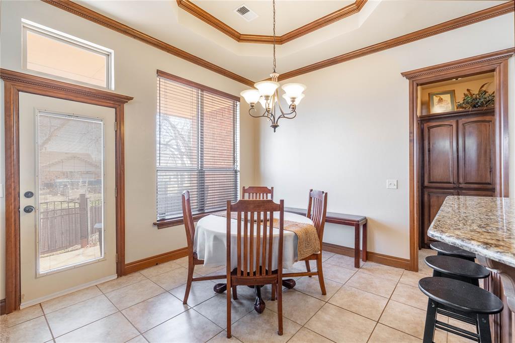 1208 Summerhill Drive