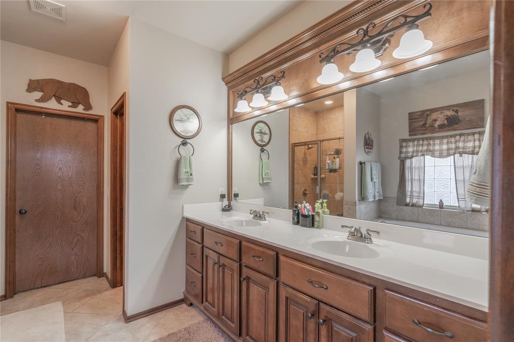 1208 Summerhill Drive
