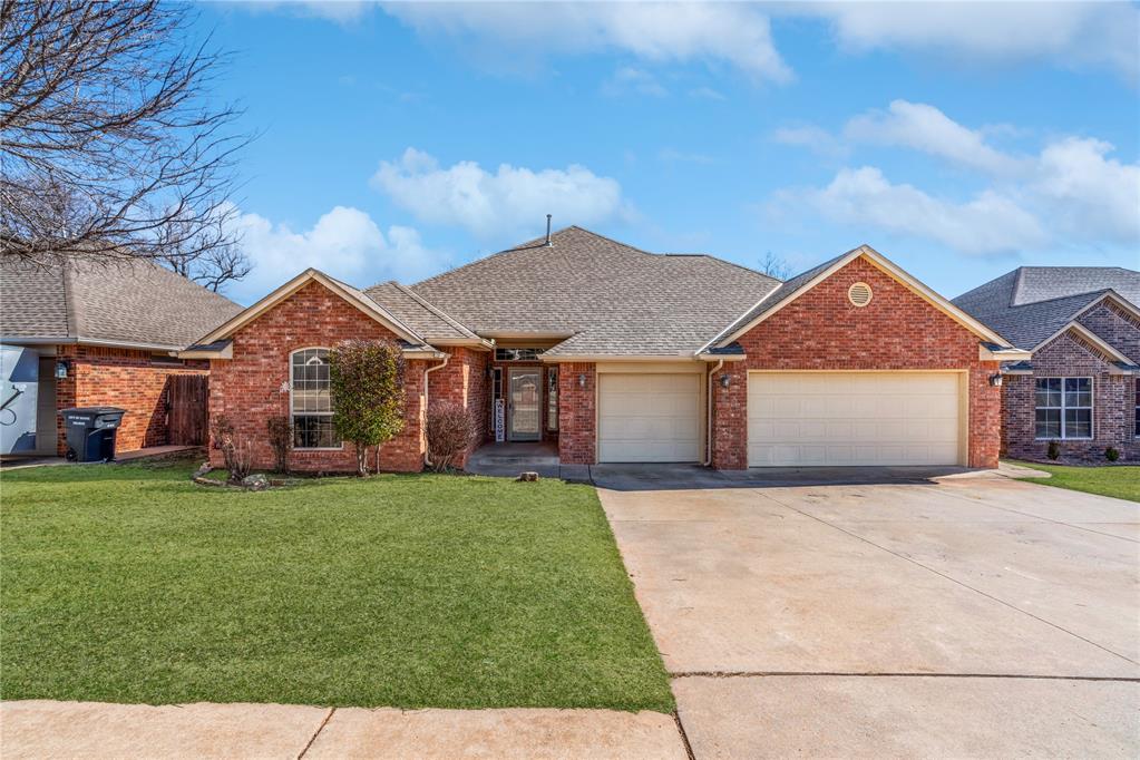 1208 Summerhill Drive