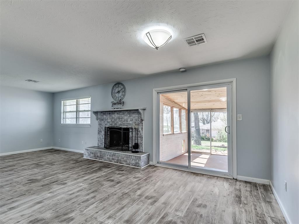 3305 Pleasant Drive