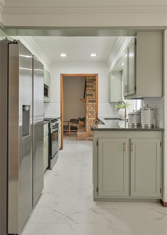 116 N Eastgate Drive