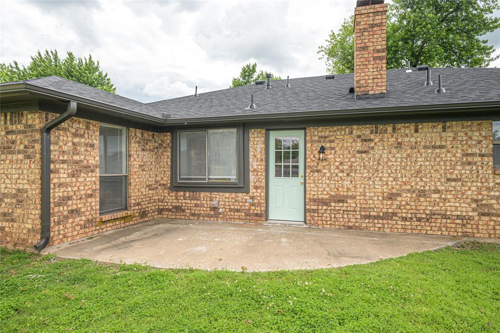 116 N Eastgate Drive