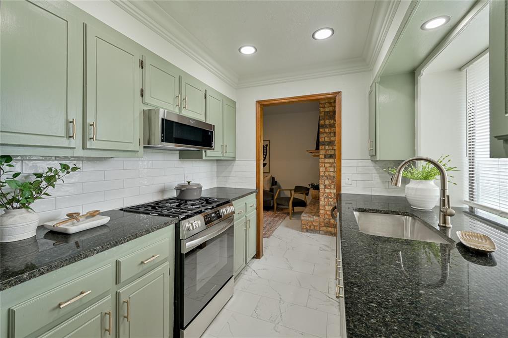 116 N Eastgate Drive