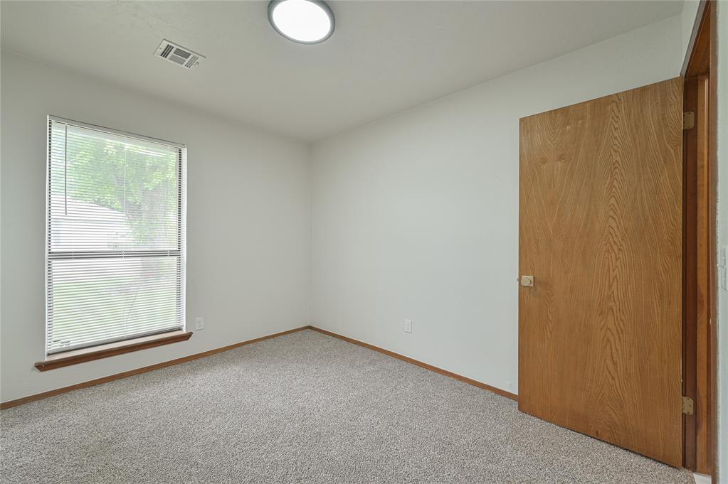 116 N Eastgate Drive