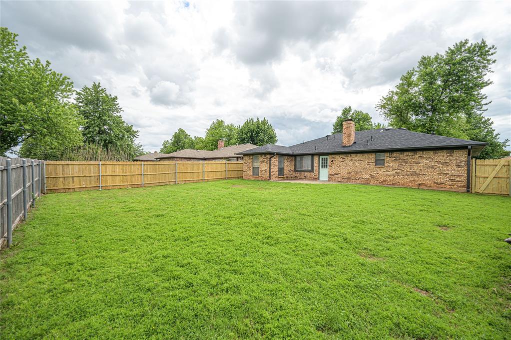 116 N Eastgate Drive