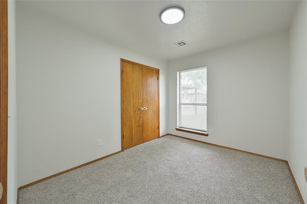 116 N Eastgate Drive