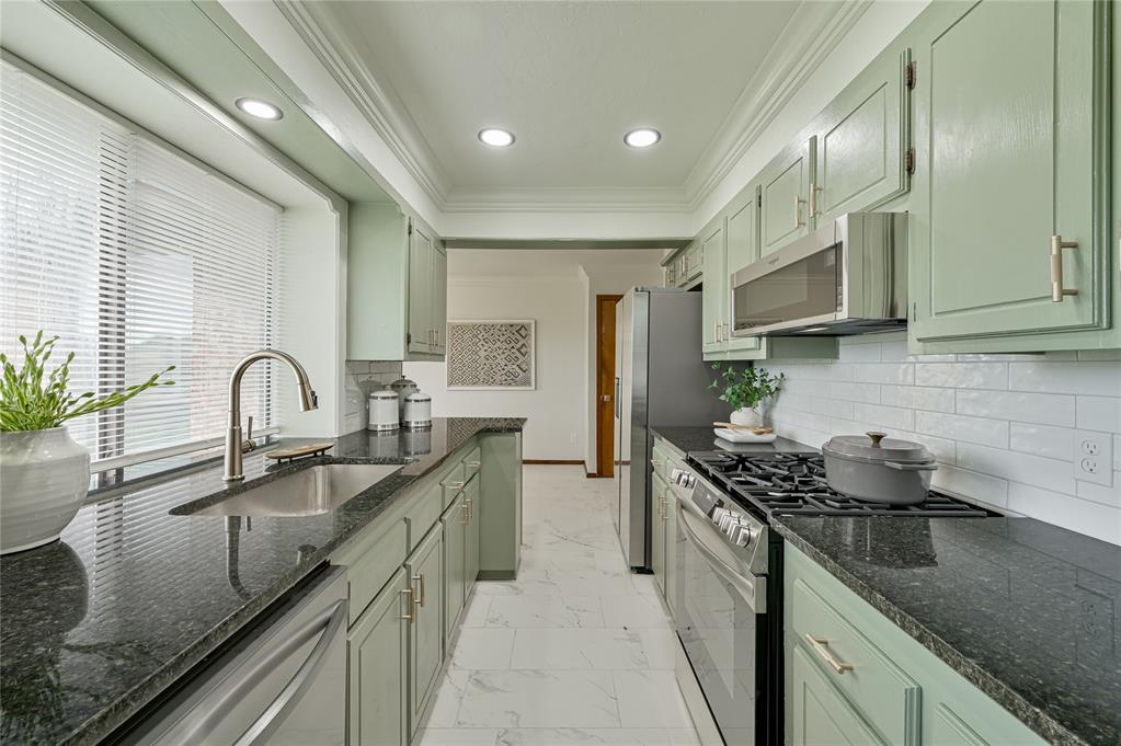 116 N Eastgate Drive