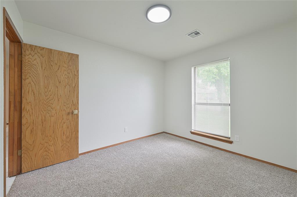 116 N Eastgate Drive